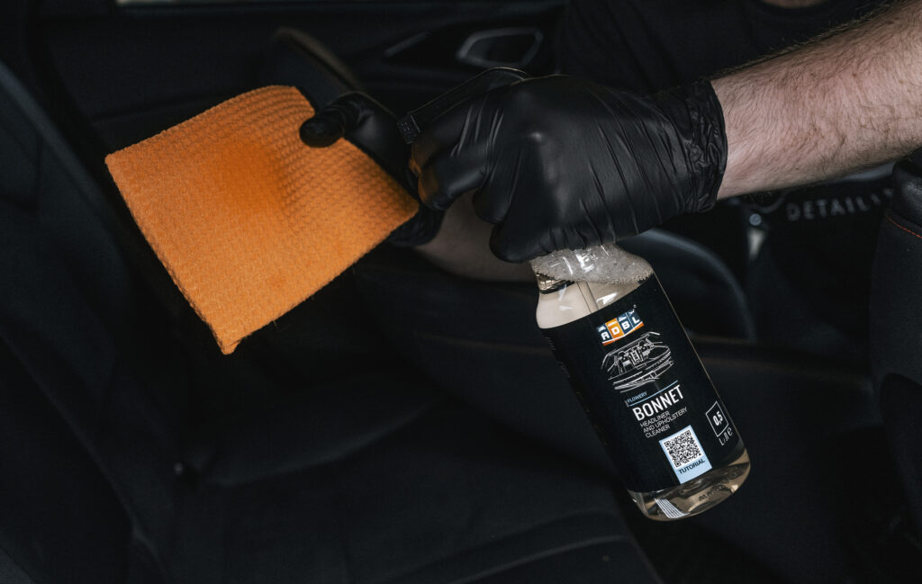 ADBL Bonnet 500ml – preparat do czyszczenia tapicerki i podsufitki