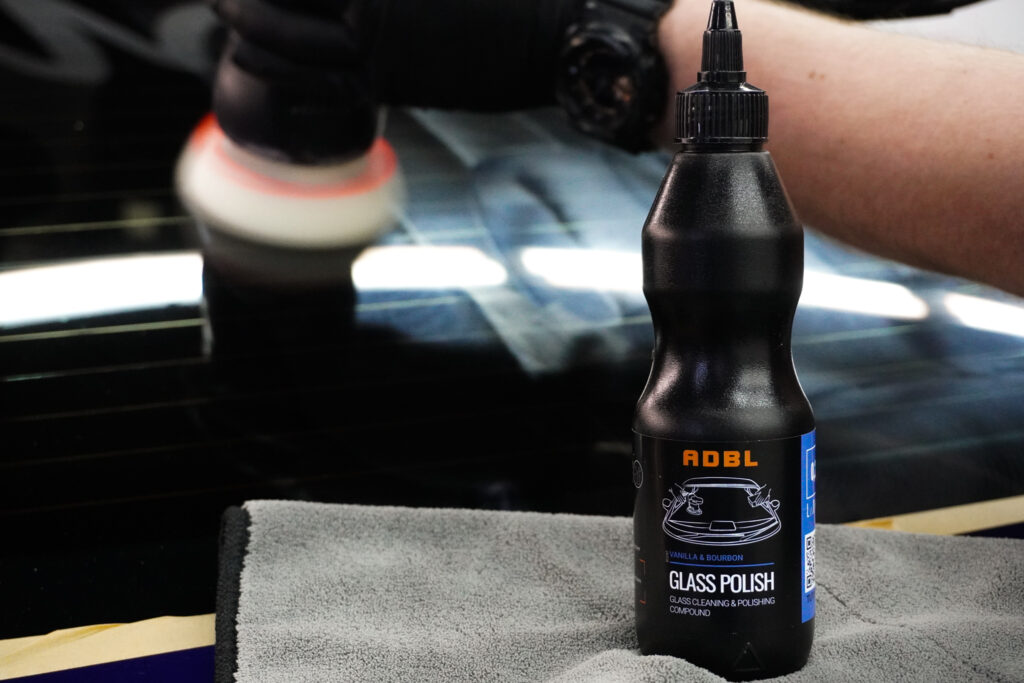 ADBL Glass Polish 200ml – produkt do gruntownego czyszczenia szyb